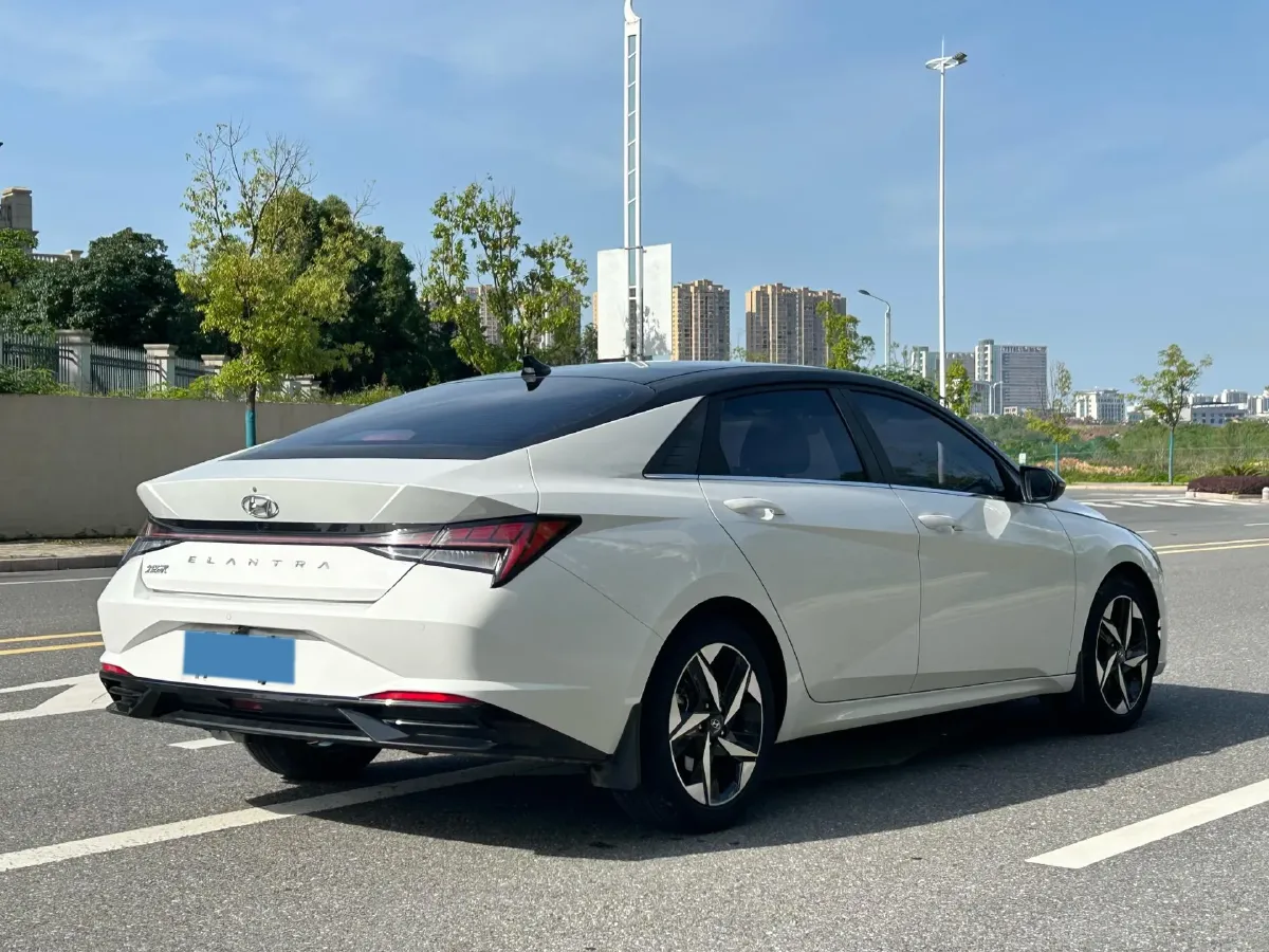2021 Hyundai Elantra 1.5L 115HP L4 CVT,autocango,china used car exporter,china ev exporter,chinese used car exporter,chinese used ev exporter