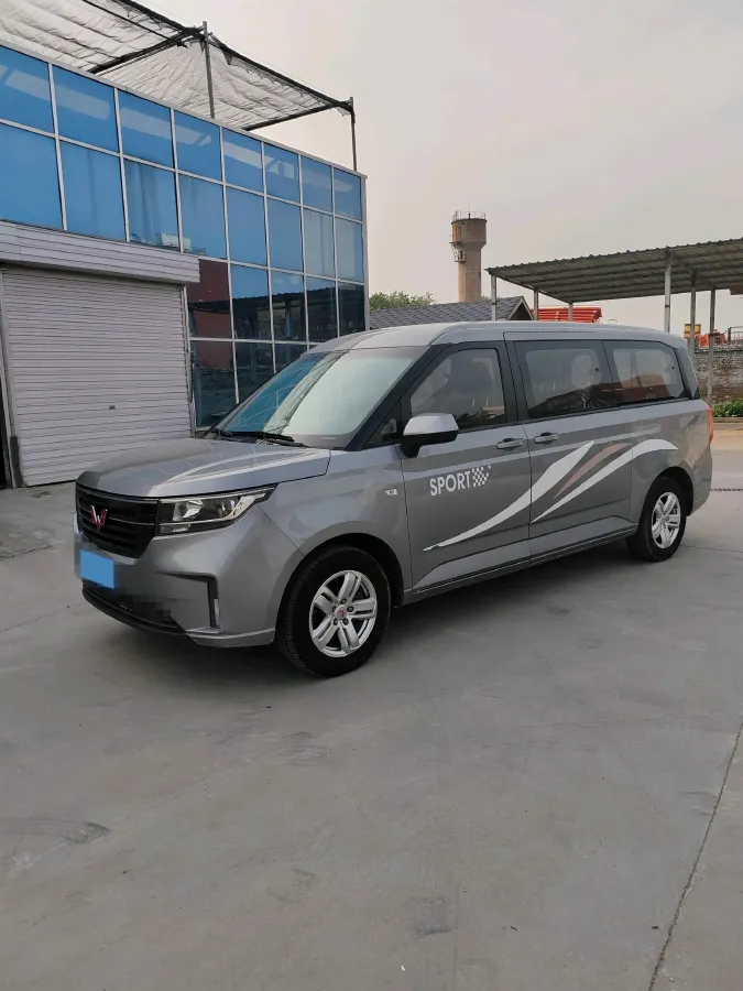 2021 WuLing ZhengChen 1.5T 147HP L4 6MT,autocango,china used car exporter,china ev exporter,chinese used car exporter,chinese used ev exporter