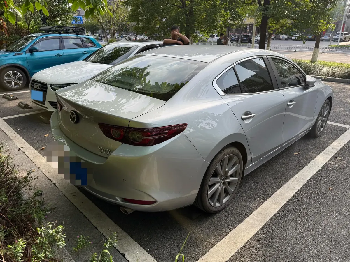 2021 Mazda 3 Axela 2.0L 158HP L4 6AT,autocango,china used car exporter,china ev exporter,chinese used car exporter,chinese used ev exporter