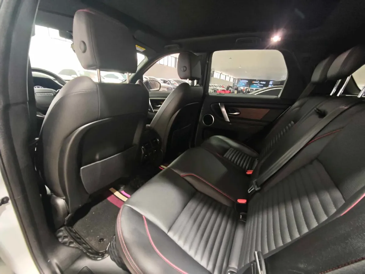 2020 Land Rover Discovery Sport 2.0T 249HP L4 9AT,autocango,china used car exporter,china ev exporter,chinese used car exporter,chinese used ev exporter