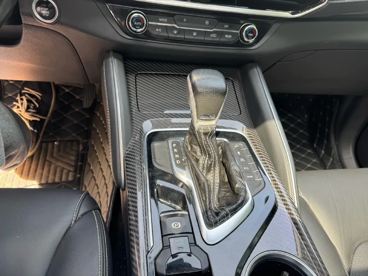 2017 MAXUS D90 2.0T 224HP L4 6AT,autocango,china used car exporter,china ev exporter,chinese used car exporter,chinese used ev exporter