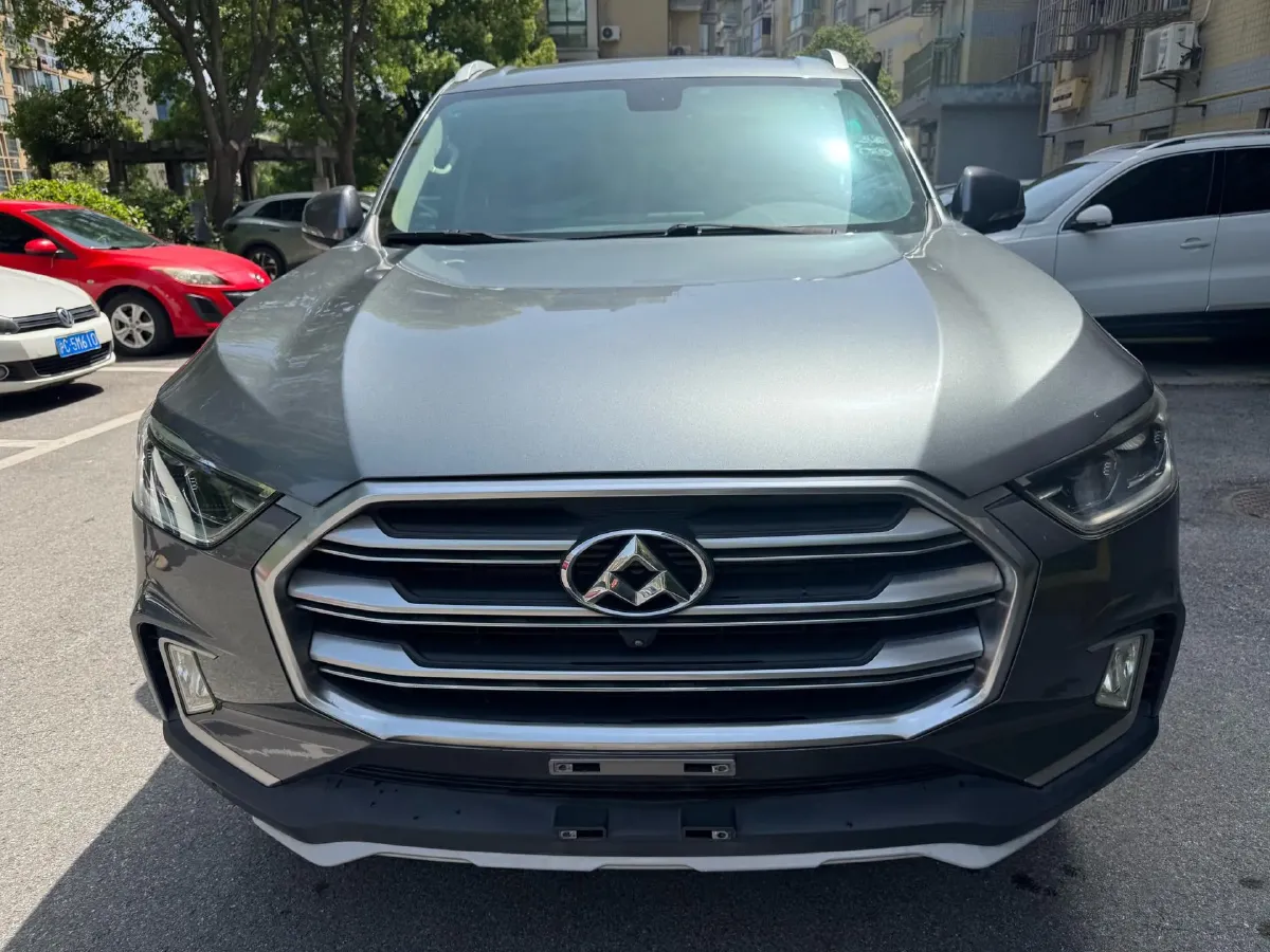 2017 MAXUS D90 2.0T 224HP L4 6AT,autocango,china used car exporter,china ev exporter,chinese used car exporter,chinese used ev exporter