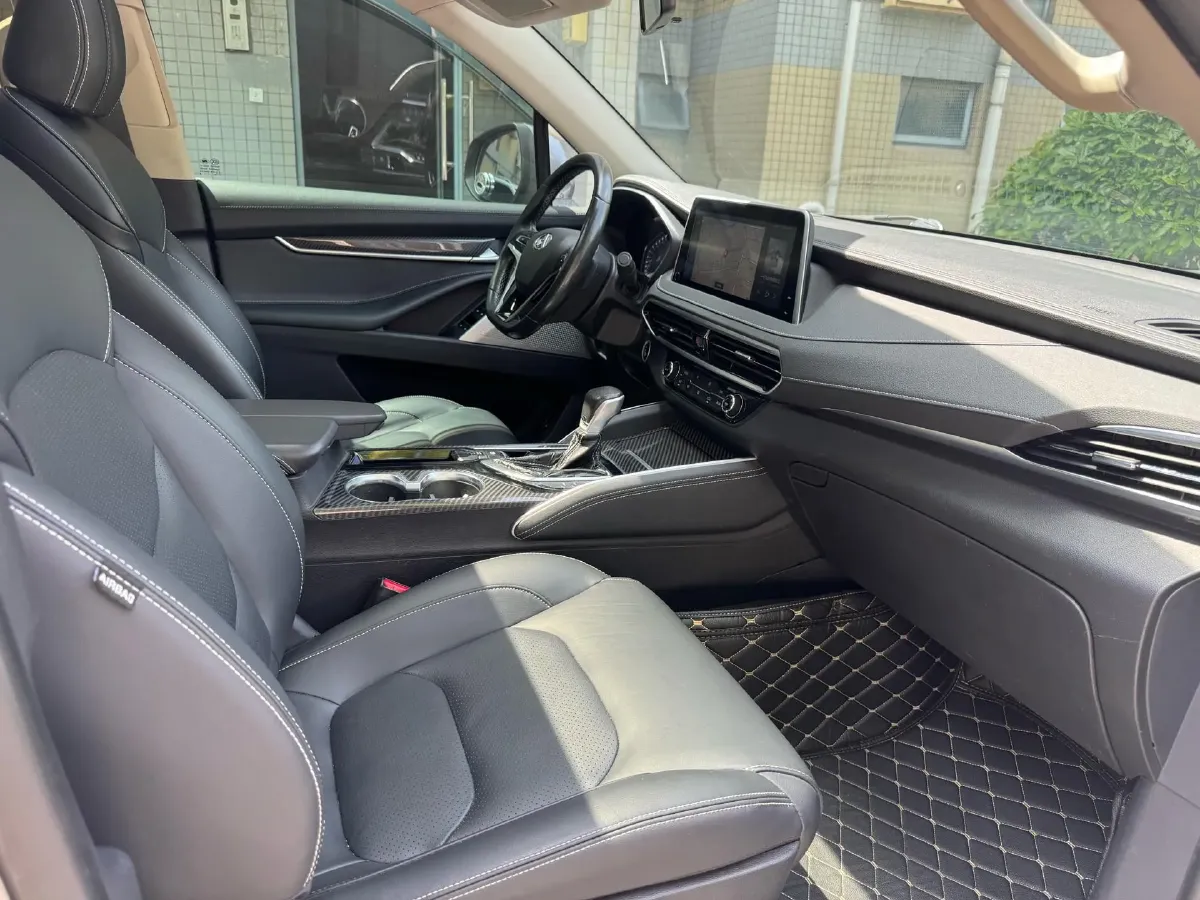 2017 MAXUS D90 2.0T 224HP L4 6AT,autocango,china used car exporter,china ev exporter,chinese used car exporter,chinese used ev exporter