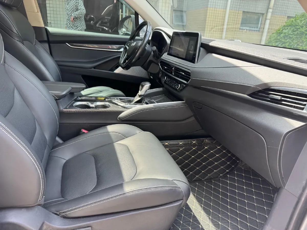 2017 MAXUS D90 2.0T 224HP L4 6AT,autocango,china used car exporter,china ev exporter,chinese used car exporter,chinese used ev exporter