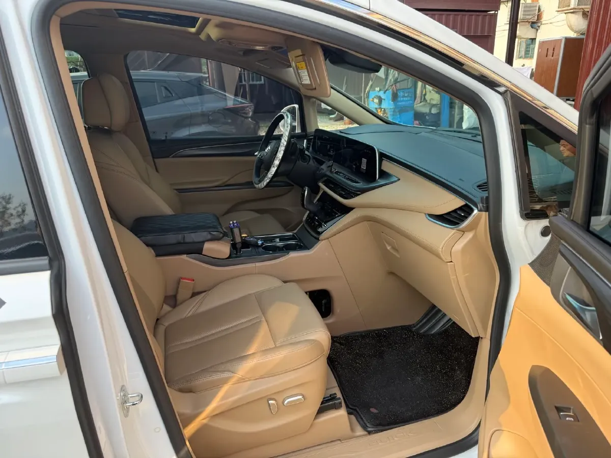 2021 Buick GL8 2.0T 237HP L4 9AT,autocango,china used car exporter,china ev exporter,chinese used car exporter,chinese used ev exporter