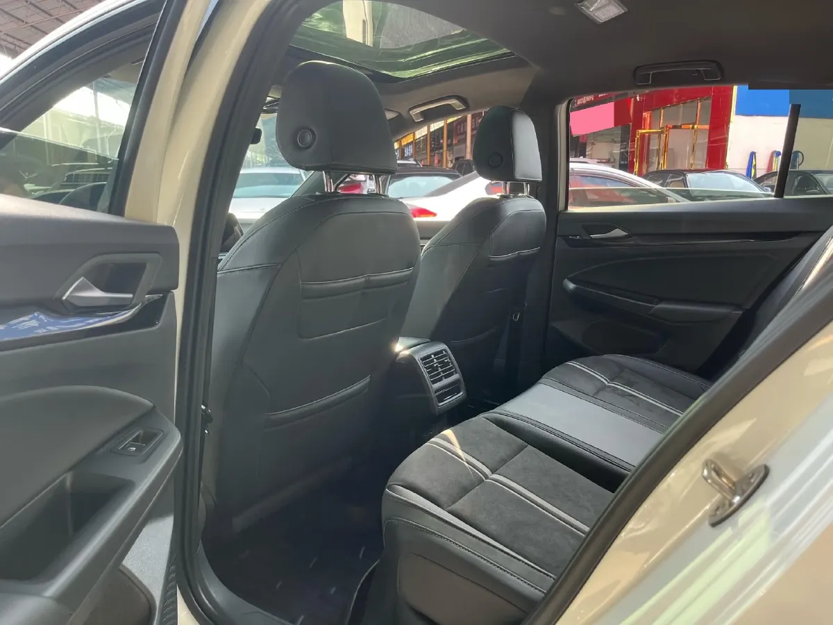 2021 Volkswagen Golf 1.4T 150HP L4 7DCT,autocango,china used car exporter,china ev exporter,chinese used car exporter,chinese used ev exporter