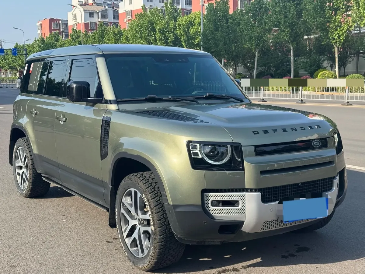 2020 Land Rover Defender 3.0T 400HP L6 8AT,autocango,china used car exporter,china ev exporter,chinese used car exporter,chinese used ev exporter