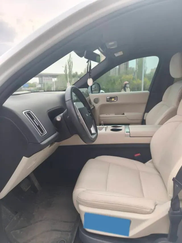 2023 Li L7 Range Extended 154HP REEV 40.9KWH,autocango,china used car exporter,china ev exporter,chinese used car exporter,chinese used ev exporter