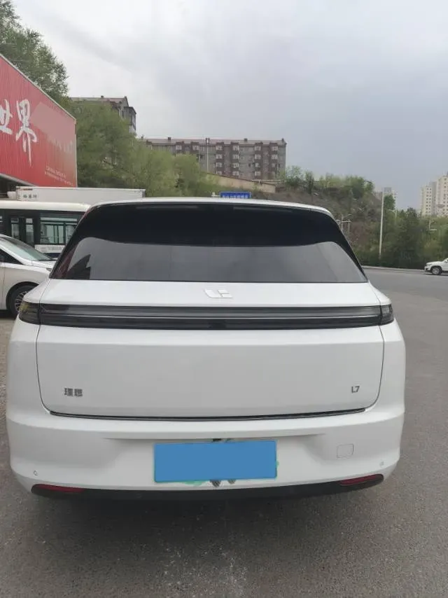 2023 Li L7 Range Extended 154HP REEV 40.9KWH,autocango,china used car exporter,china ev exporter,chinese used car exporter,chinese used ev exporter
