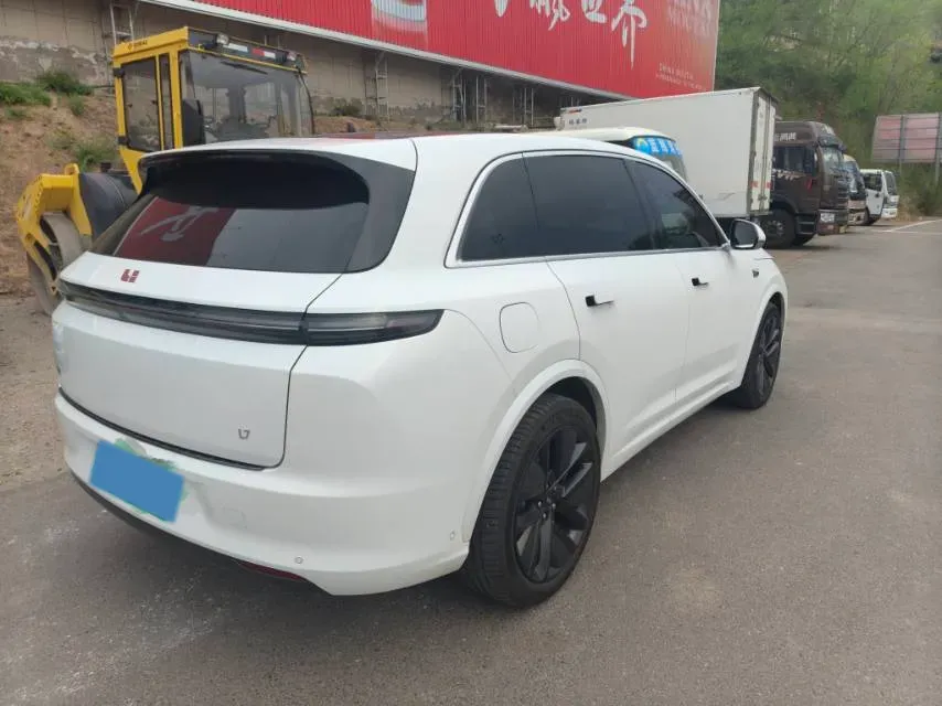 2023 Li L7 Range Extended 154HP REEV 40.9KWH,autocango,china used car exporter,china ev exporter,chinese used car exporter,chinese used ev exporter