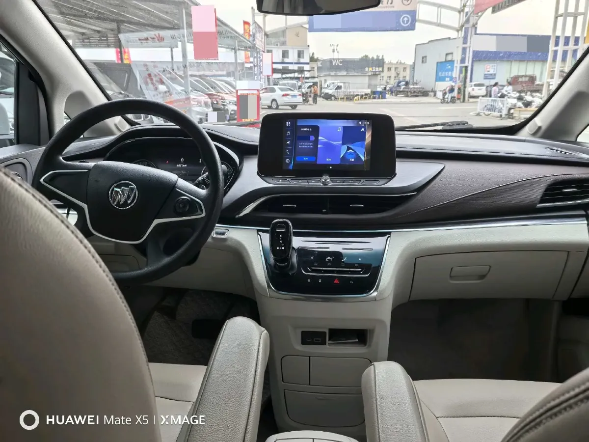 2022 Buick GL8 2.0T 237HP L4 9AT,autocango,china used car exporter,china ev exporter,chinese used car exporter,chinese used ev exporter