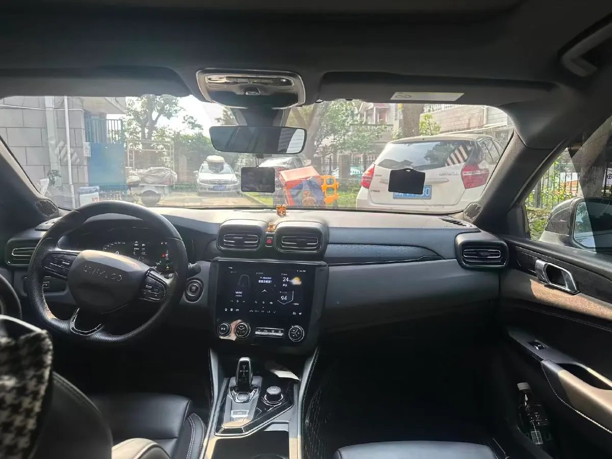 2022 LYNK&CO 03 2.0T 190HP L4 7DCT,autocango,china used car exporter,china ev exporter,chinese used car exporter,chinese used ev exporter