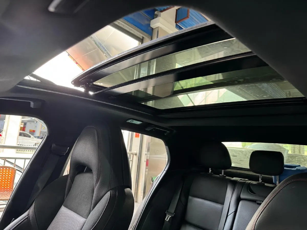 2019 LYNK&CO 01 2.0T 190HP L4 6AT,autocango,china used car exporter,china ev exporter,chinese used car exporter,chinese used ev exporter