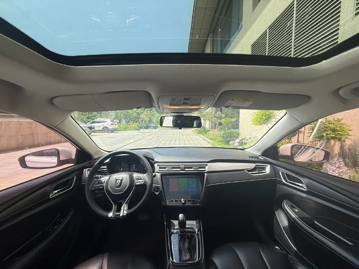 2019 Roewe i5 1.5L 120HP L4 CVT,autocango,china used car exporter,china ev exporter,chinese used car exporter,chinese used ev exporter