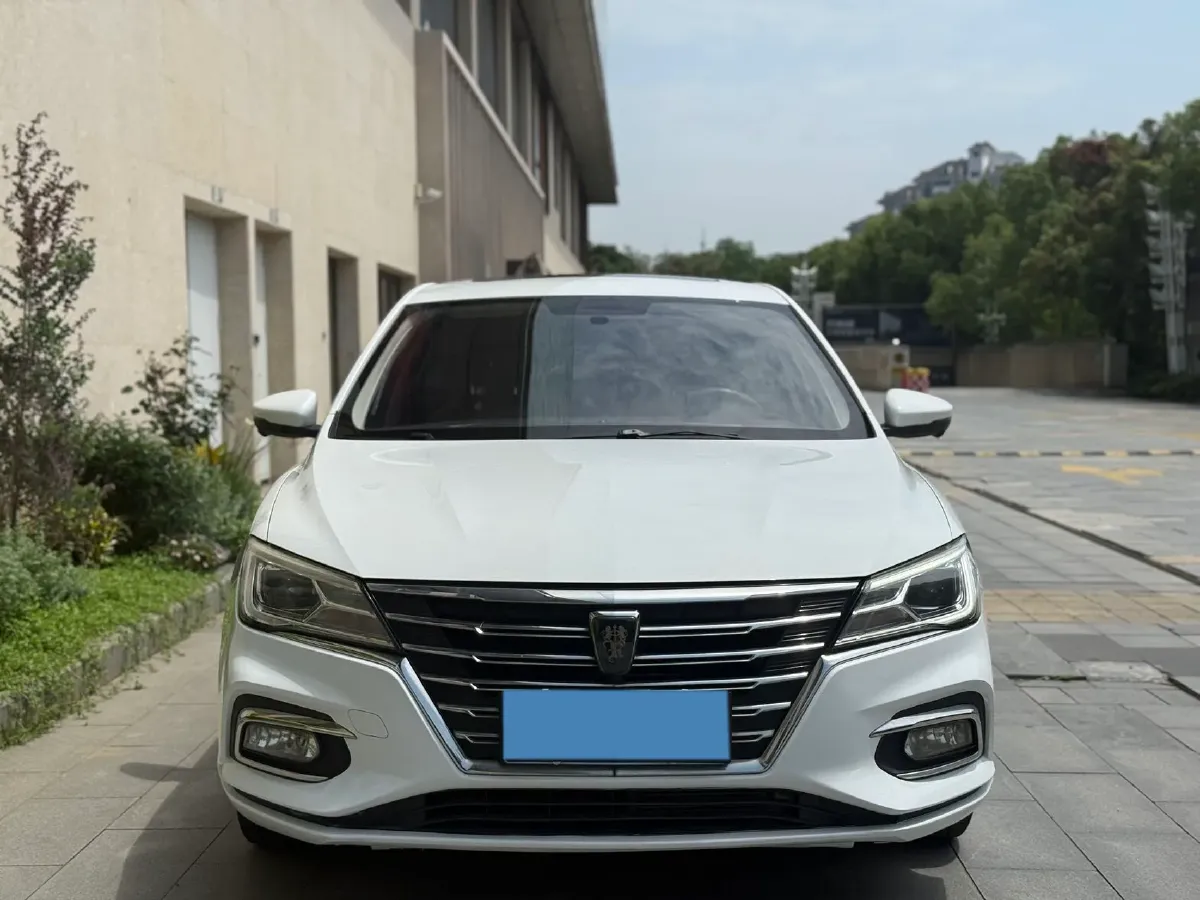 2019 Roewe i5 1.5L 120HP L4 CVT,autocango,china used car exporter,china ev exporter,chinese used car exporter,chinese used ev exporter