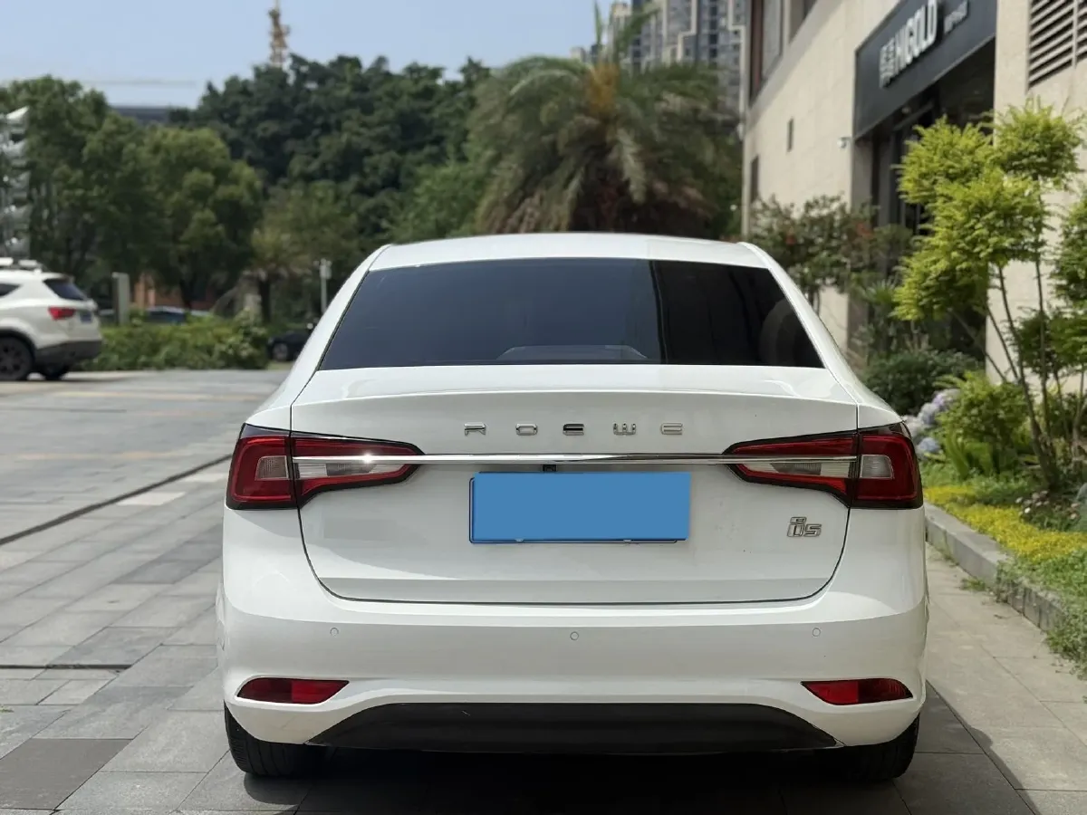 2019 Roewe i5 1.5L 120HP L4 CVT,autocango,china used car exporter,china ev exporter,chinese used car exporter,chinese used ev exporter