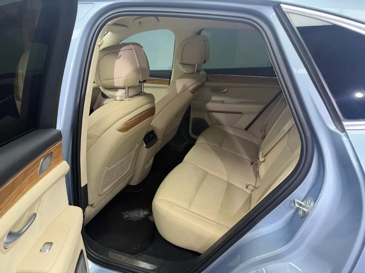 2023 HIMA AITO M5 BEV 80KWH,autocango,china used car exporter,china ev exporter,chinese used car exporter,chinese used ev exporter