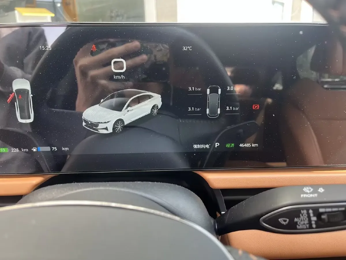 2024 Voyah ZhuiGuang 1.5T 136HP L4 PHEV 43KWH,autocango,china used car exporter,china ev exporter,chinese used car exporter,chinese used ev exporter