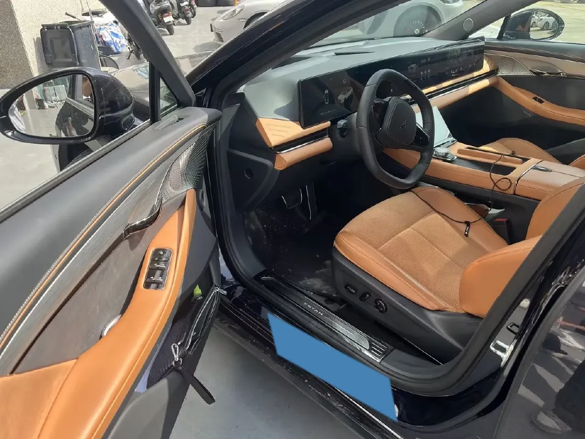 2024 Voyah ZhuiGuang 1.5T 136HP L4 PHEV 43KWH,autocango,china used car exporter,china ev exporter,chinese used car exporter,chinese used ev exporter