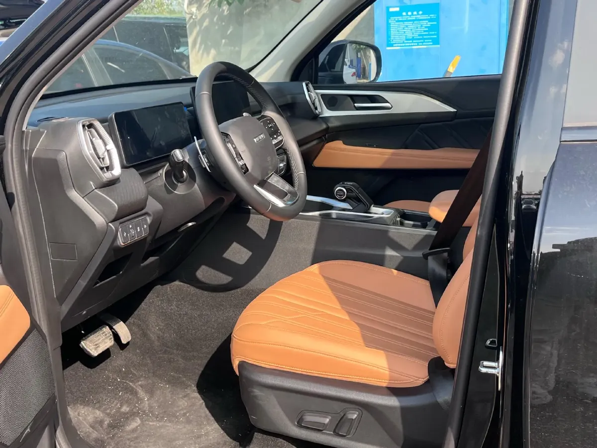 2025 Haval H5 2.0T 166HP L4 8AT,autocango,china used car exporter,china ev exporter,chinese used car exporter,chinese used ev exporter