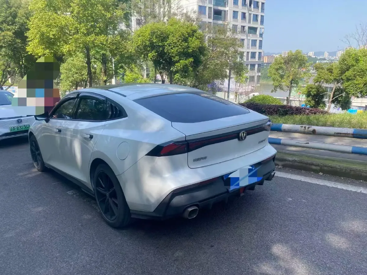 2022 ChangAn UNI-V 1.5T 188HP L4 7DCT,autocango,china used car exporter,china ev exporter,chinese used car exporter,chinese used ev exporter