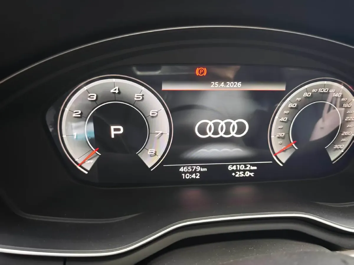 2020 Audi A4L 2.0T 190HP L4 7DCT,autocango,china used car exporter,china ev exporter,chinese used car exporter,chinese used ev exporter
