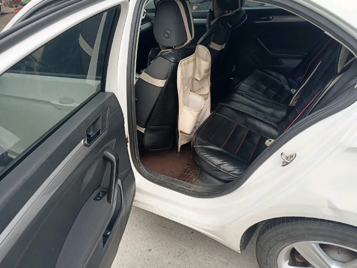 2021 Chery Tiggo 5x 1.5L 116HP L4 CVT,autocango,china used car exporter,china ev exporter,chinese used car exporter,chinese used ev exporter