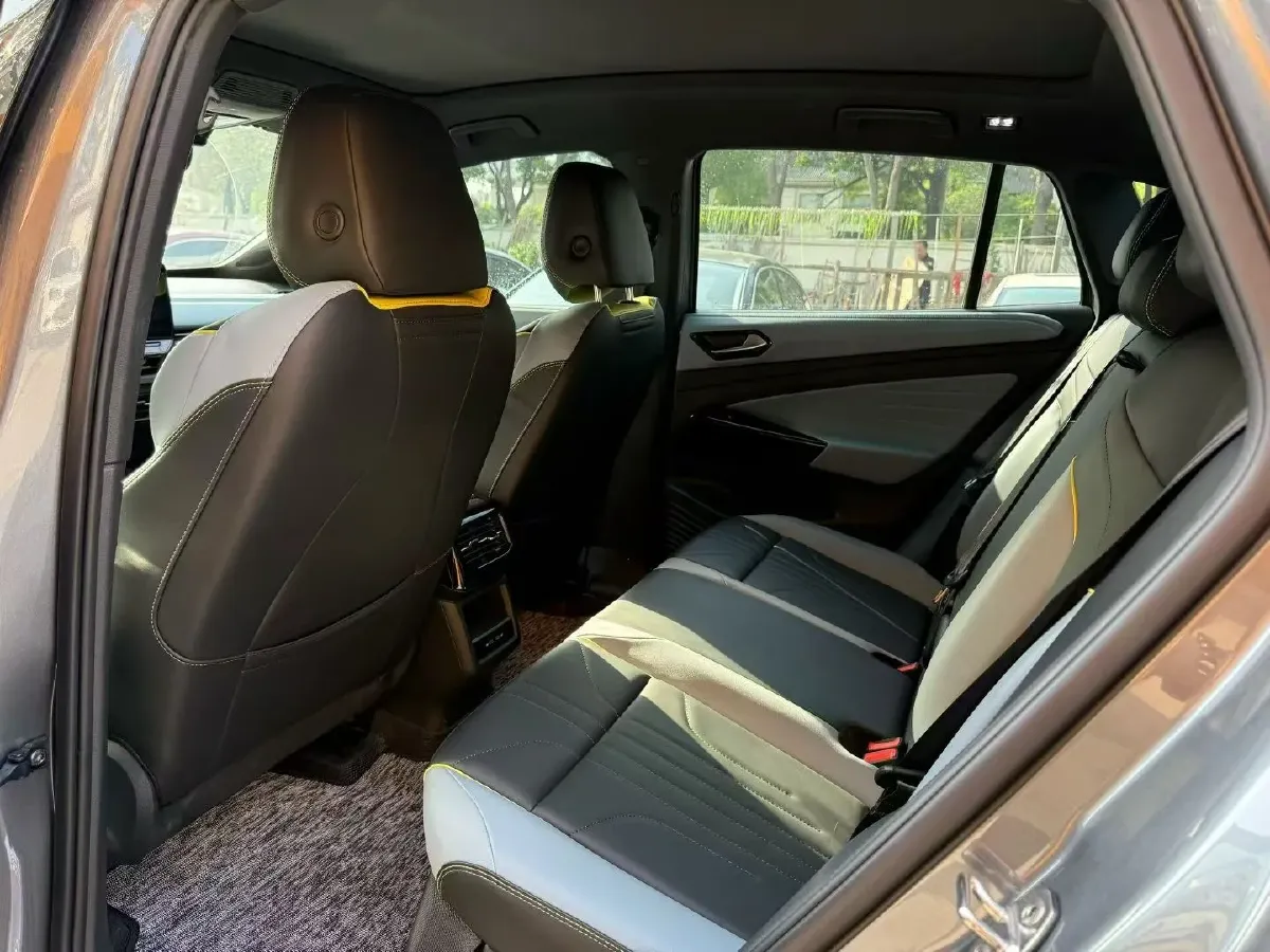 2023 Volkswagen ID.4 X BEV 83.4KWH,autocango,china used car exporter,china ev exporter,chinese used car exporter,chinese used ev exporter