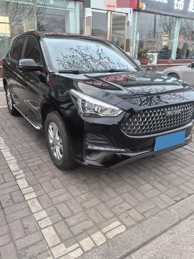 2019 Haval M6 1.5T 150HP L4 7DCT,autocango,china used car exporter,china ev exporter,chinese used car exporter,chinese used ev exporter