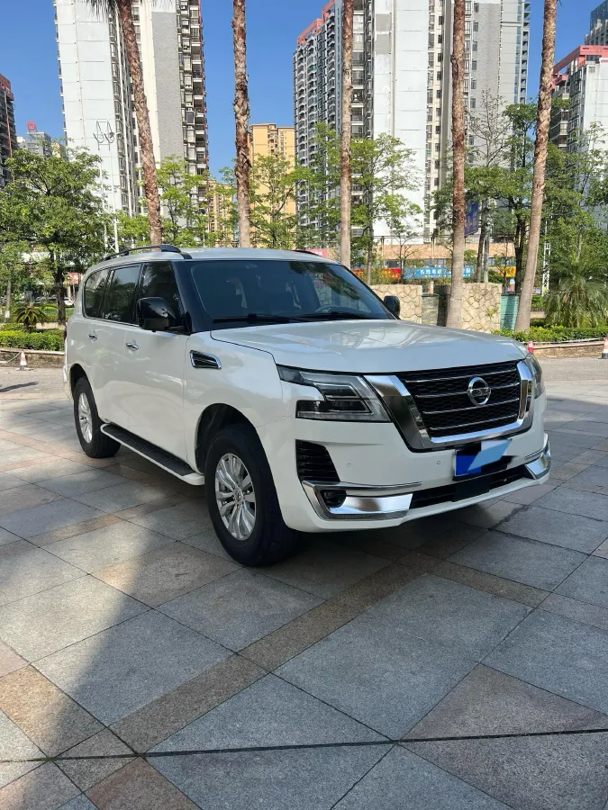 2018 Nissan Patrol 4.0L 279HP V6 7AT,autocango,china used car exporter,china ev exporter,chinese used car exporter,chinese used ev exporter