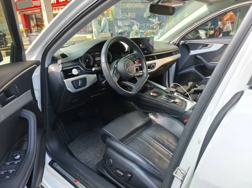 2022 Audi A4L 2.0T 190HP L4 7DCT,autocango,china used car exporter,china ev exporter,chinese used car exporter,chinese used ev exporter