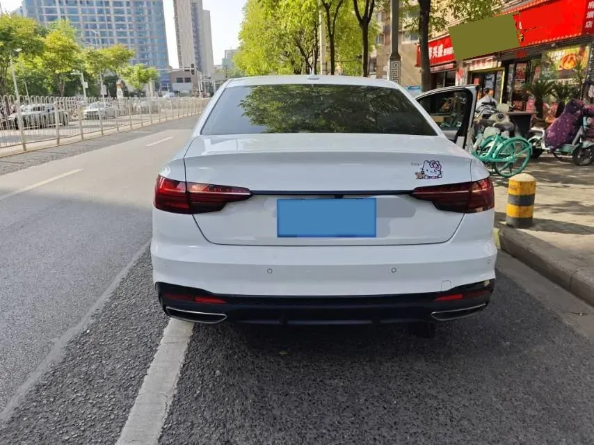 2022 Audi A4L 2.0T 190HP L4 7DCT,autocango,china used car exporter,china ev exporter,chinese used car exporter,chinese used ev exporter