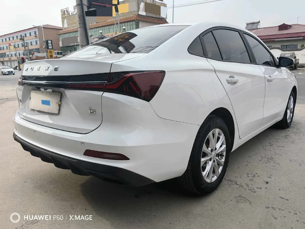 2026 Roewe i5 1.5L 129HP L4 5MT,autocango,china used car exporter,china ev exporter,chinese used car exporter,chinese used ev exporter