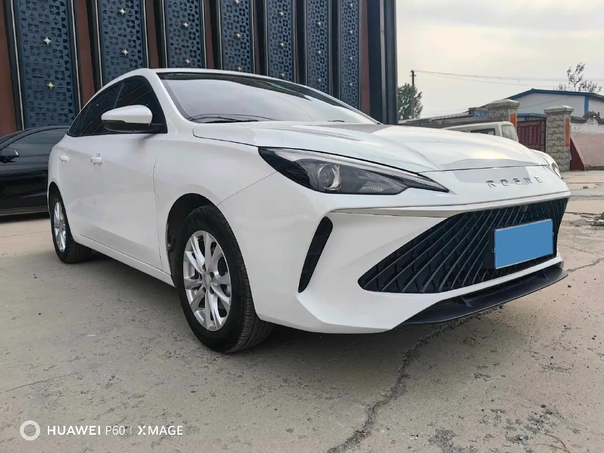 2026 Roewe i5 1.5L 129HP L4 5MT,autocango,china used car exporter,china ev exporter,chinese used car exporter,chinese used ev exporter
