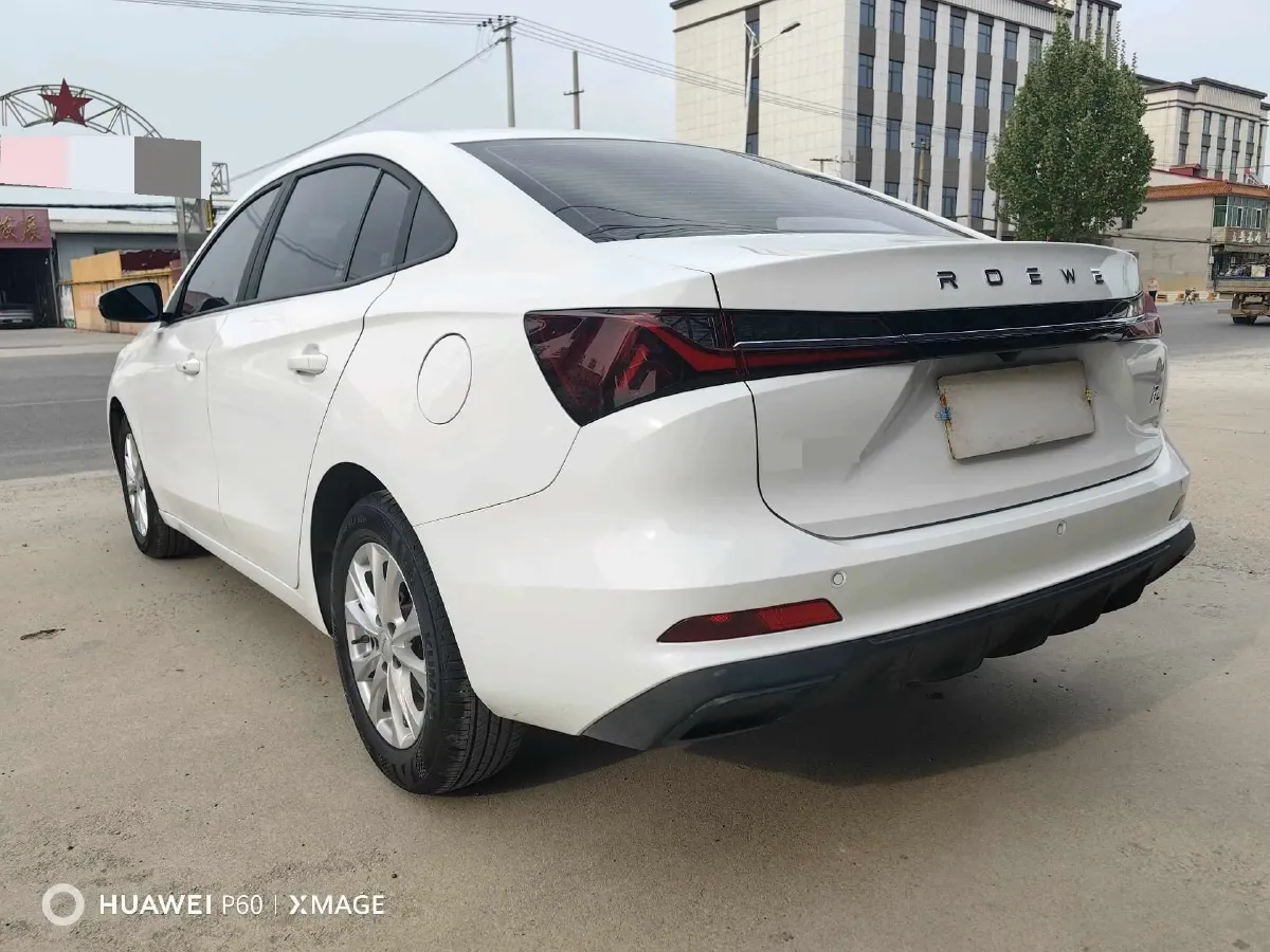 2026 Roewe i5 1.5L 129HP L4 5MT,autocango,china used car exporter,china ev exporter,chinese used car exporter,chinese used ev exporter