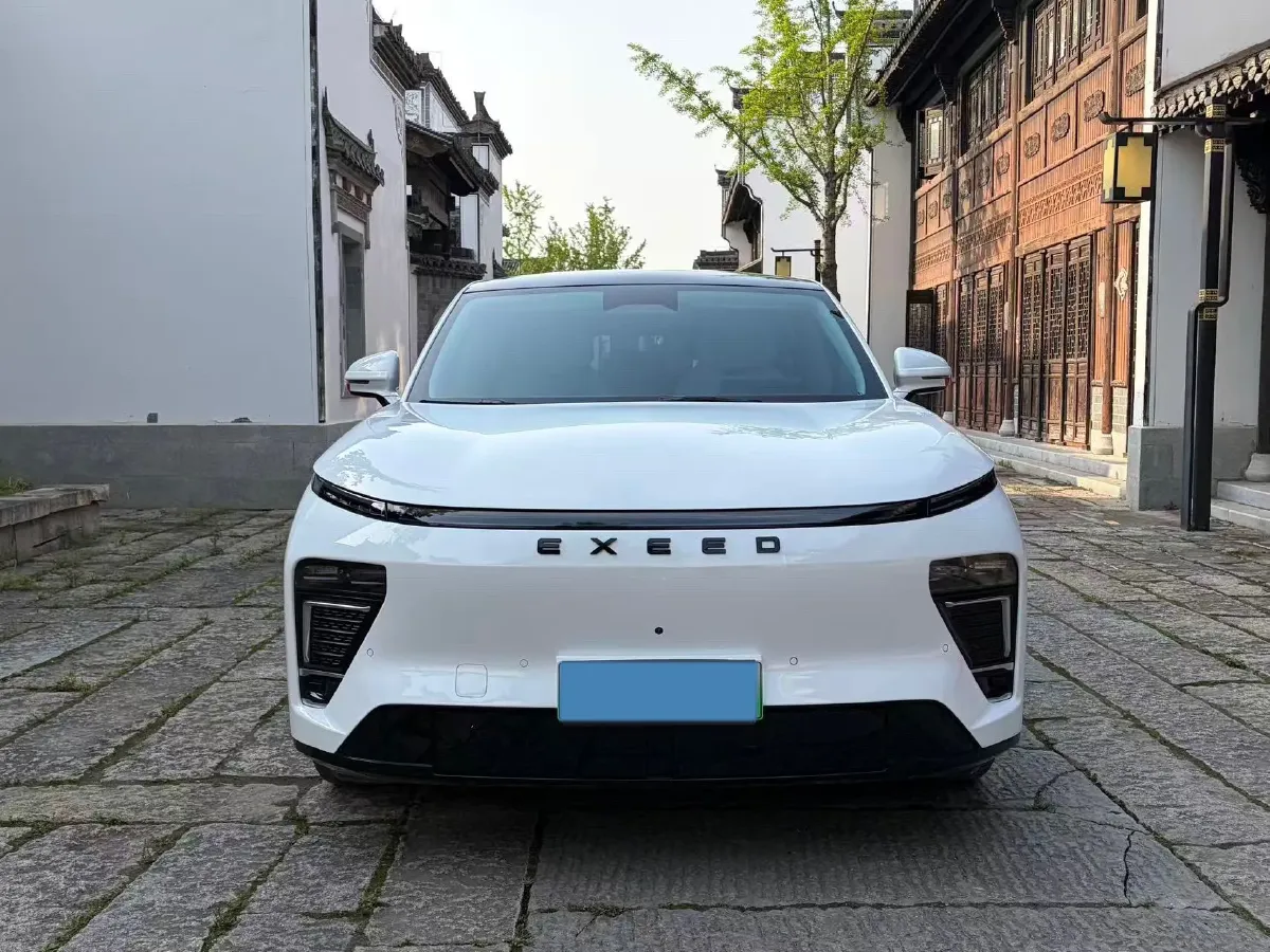 2024 Exceed Sterra ET REEV 156HP REEV 32KWH,autocango,china used car exporter,china ev exporter,chinese used car exporter,chinese used ev exporter