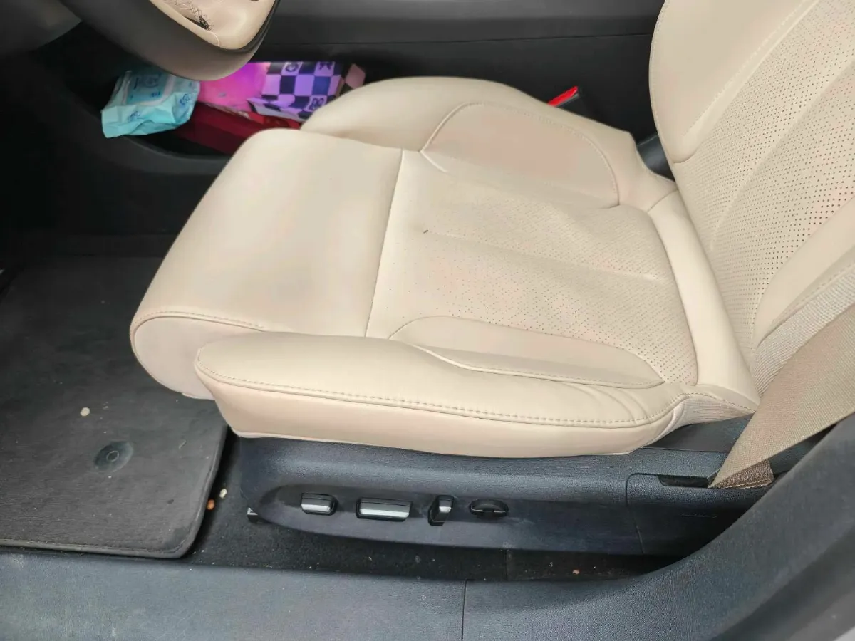 2022 JunTian HeiWuShi Youth 2.0T 203HP L4 6AT,autocango,china used car exporter,china ev exporter,chinese used car exporter,chinese used ev exporter