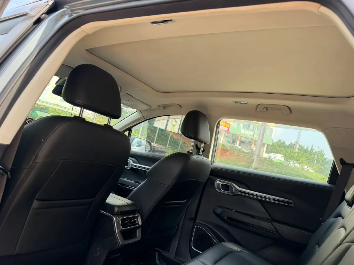 2020 Geely Okavango 1.8T 184HP L4 7DCT,autocango,china used car exporter,china ev exporter,chinese used car exporter,chinese used ev exporter