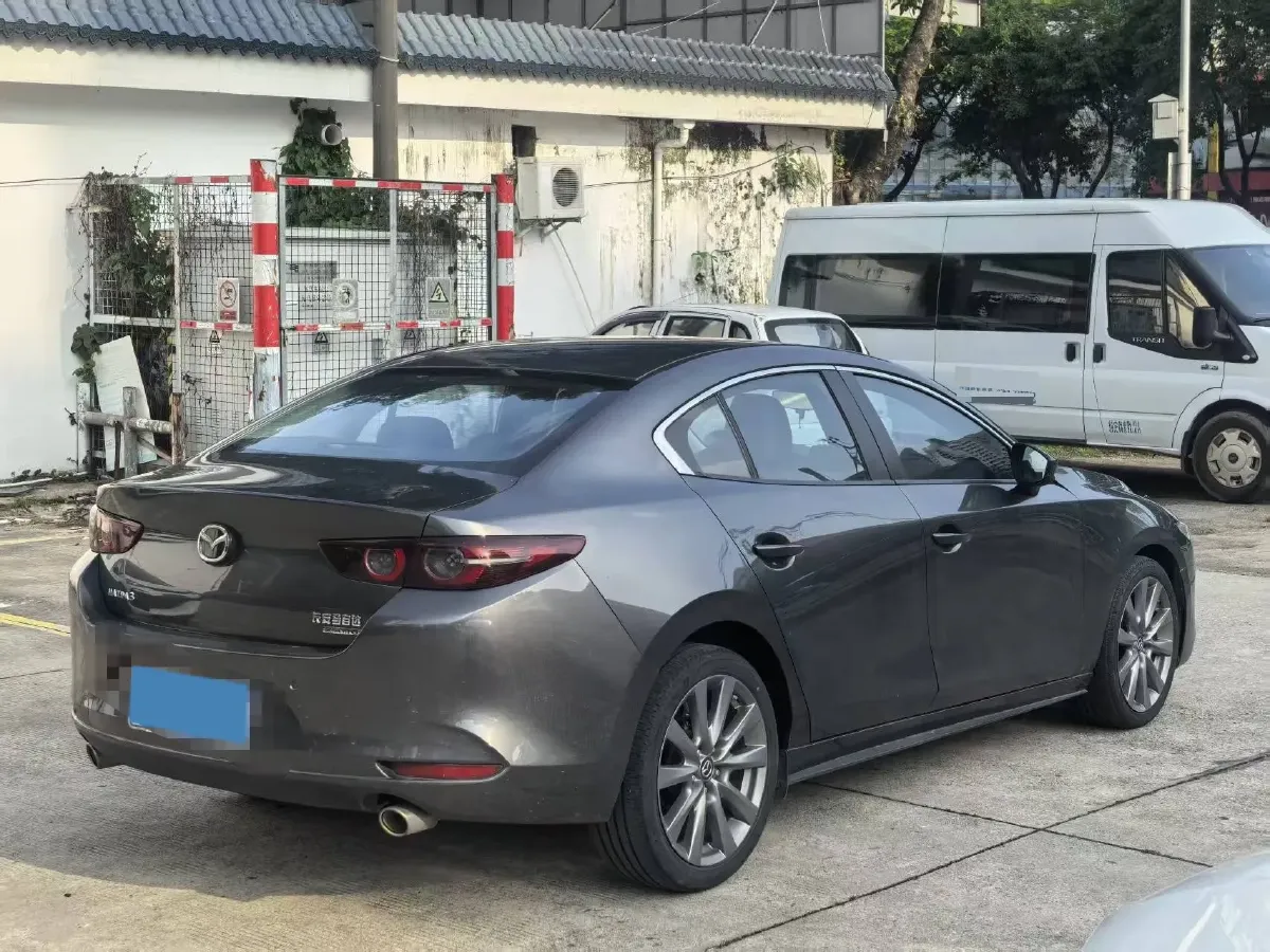 2022 Mazda 3 Axela 2.0L 158HP L4 6AT,autocango,china used car exporter,china ev exporter,chinese used car exporter,chinese used ev exporter
