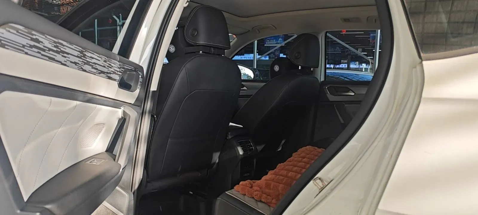 2024 Volkswagen Tayron 2.0T 186HP L4 7DCT,autocango,china used car exporter,china ev exporter,chinese used car exporter,chinese used ev exporter