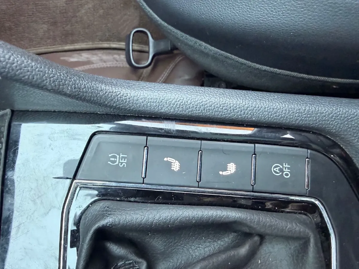 2021 Volkswagen Tharu 1.4T 150HP L4 7DCT,autocango,china used car exporter,china ev exporter,chinese used car exporter,chinese used ev exporter