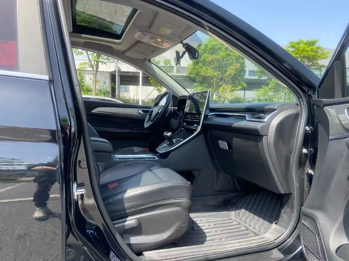 2021 Haval M6 1.5T 150HP L4 7DCT,autocango,china used car exporter,china ev exporter,chinese used car exporter,chinese used ev exporter