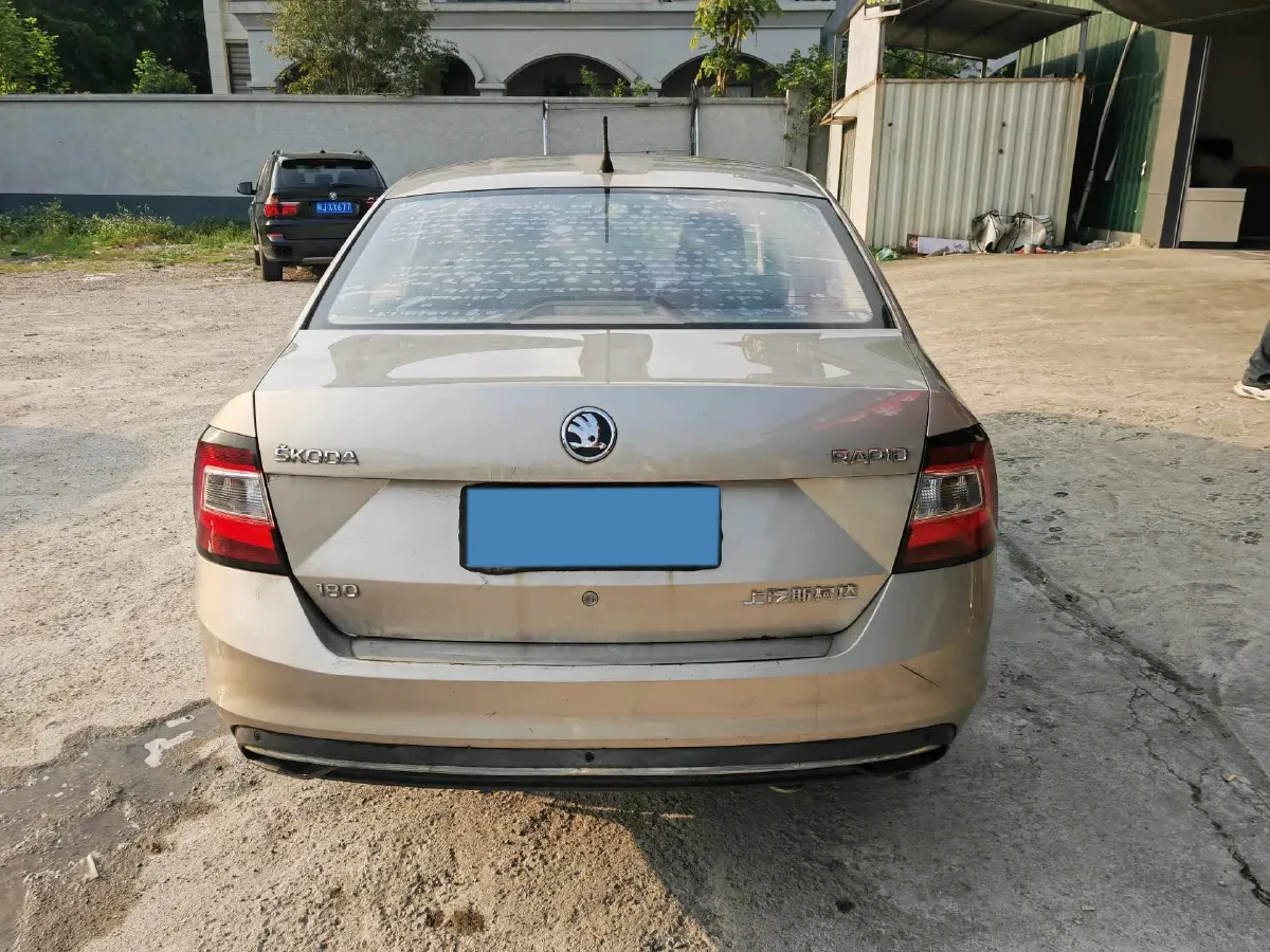 2018 Skoda Rapid 1.6L 110HP L4 6AT,autocango,china used car exporter,china ev exporter,chinese used car exporter,chinese used ev exporter
