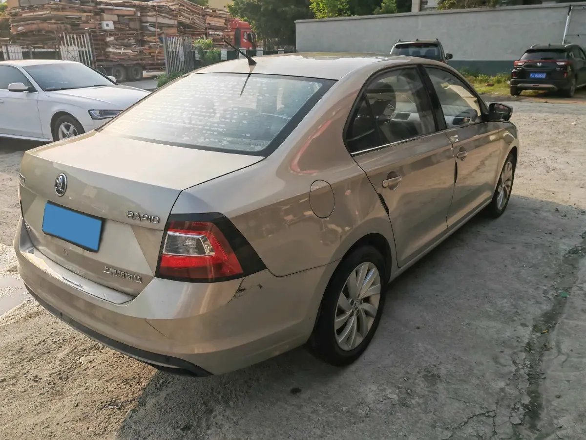 2018 Skoda Rapid 1.6L 110HP L4 6AT,autocango,china used car exporter,china ev exporter,chinese used car exporter,chinese used ev exporter