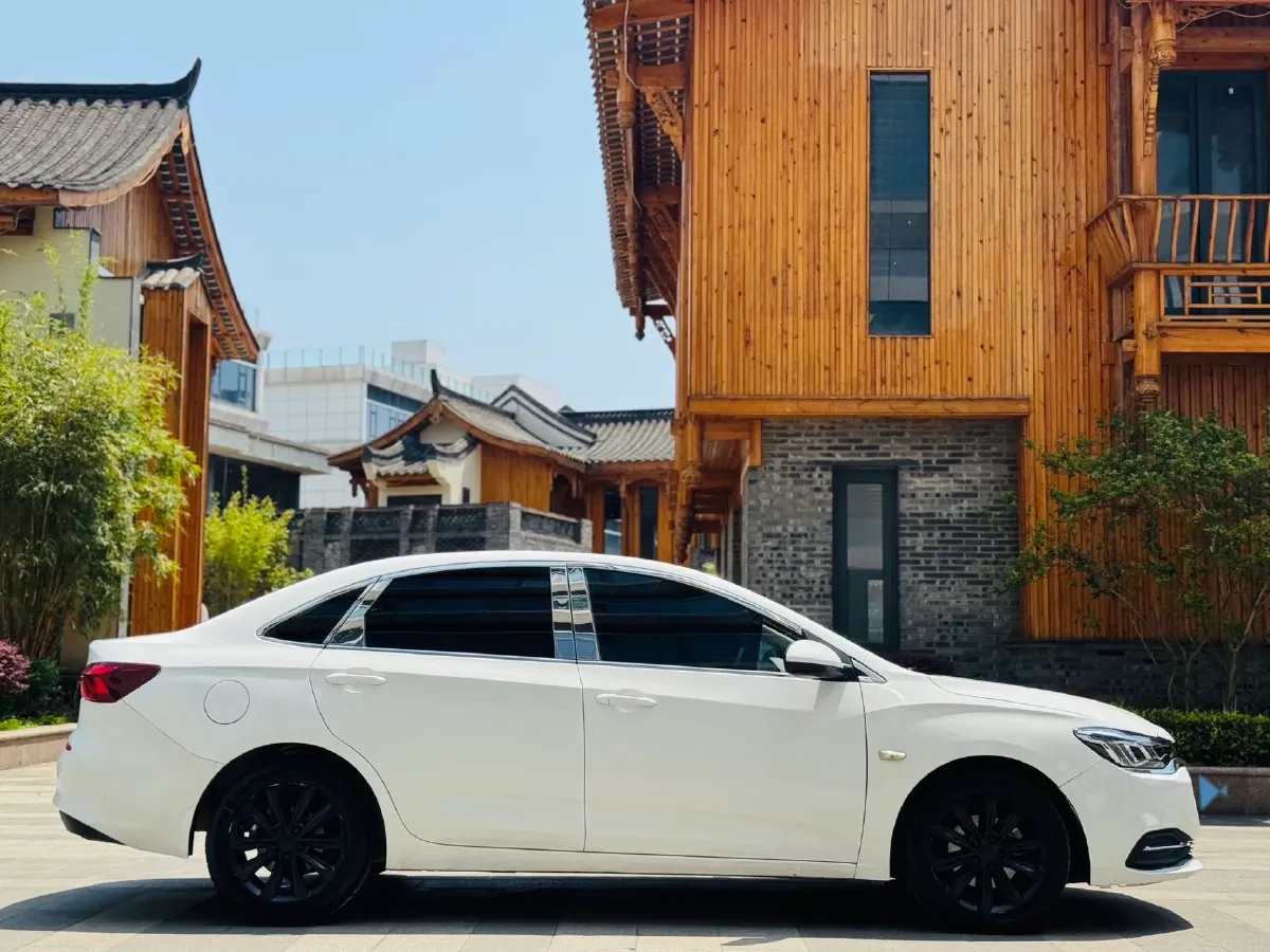 2020 Chevrolet Monza 1.5L 113HP L4 6AT,autocango,china used car exporter,china ev exporter,chinese used car exporter,chinese used ev exporter