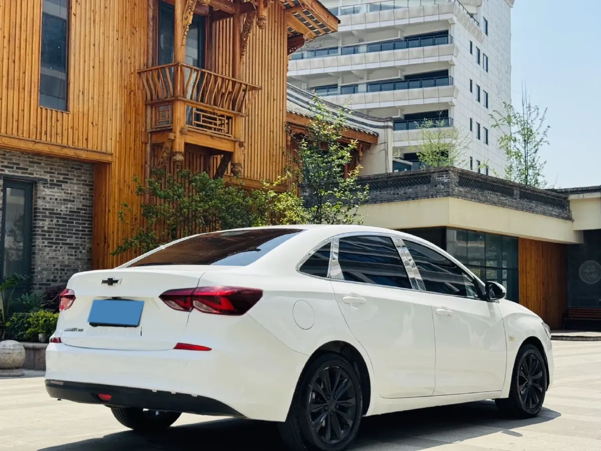2020 Chevrolet Monza 1.5L 113HP L4 6AT,autocango,china used car exporter,china ev exporter,chinese used car exporter,chinese used ev exporter