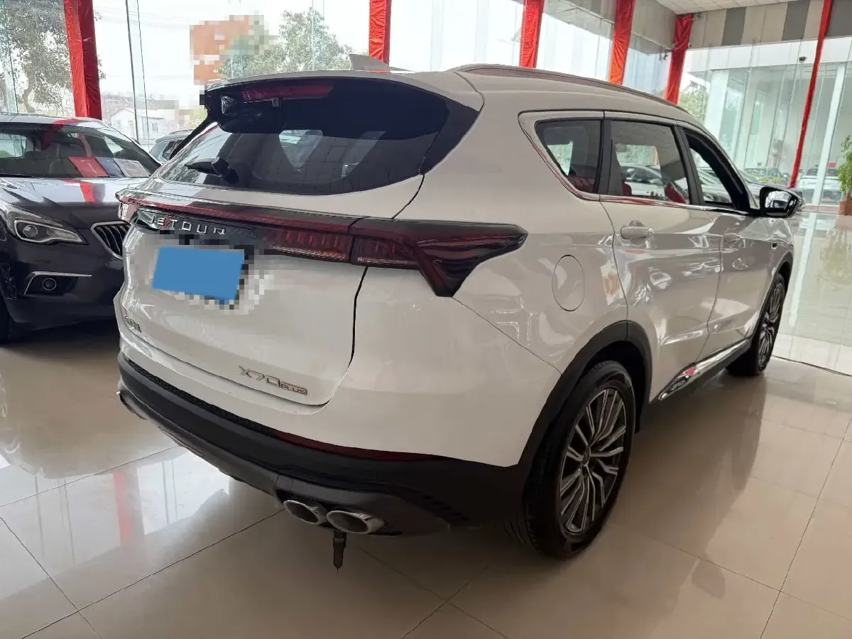 2023 ChangAn Oshan X7 Plus 1.5T 188HP L4 7DCT,autocango,china used car exporter,china ev exporter,chinese used car exporter,chinese used ev exporter