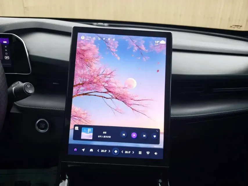 2023 Geely Azkarra 1.5T 181HP L4 7DCT,autocango,china used car exporter,china ev exporter,chinese used car exporter,chinese used ev exporter