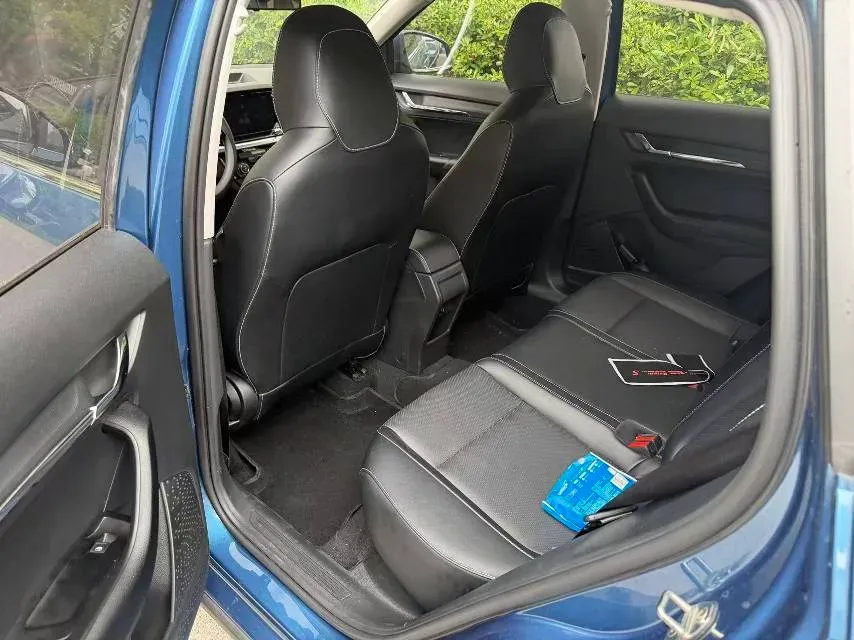 2021 Skoda Kamiq 1.5L 112HP L4 6AT,autocango,china used car exporter,china ev exporter,chinese used car exporter,chinese used ev exporter