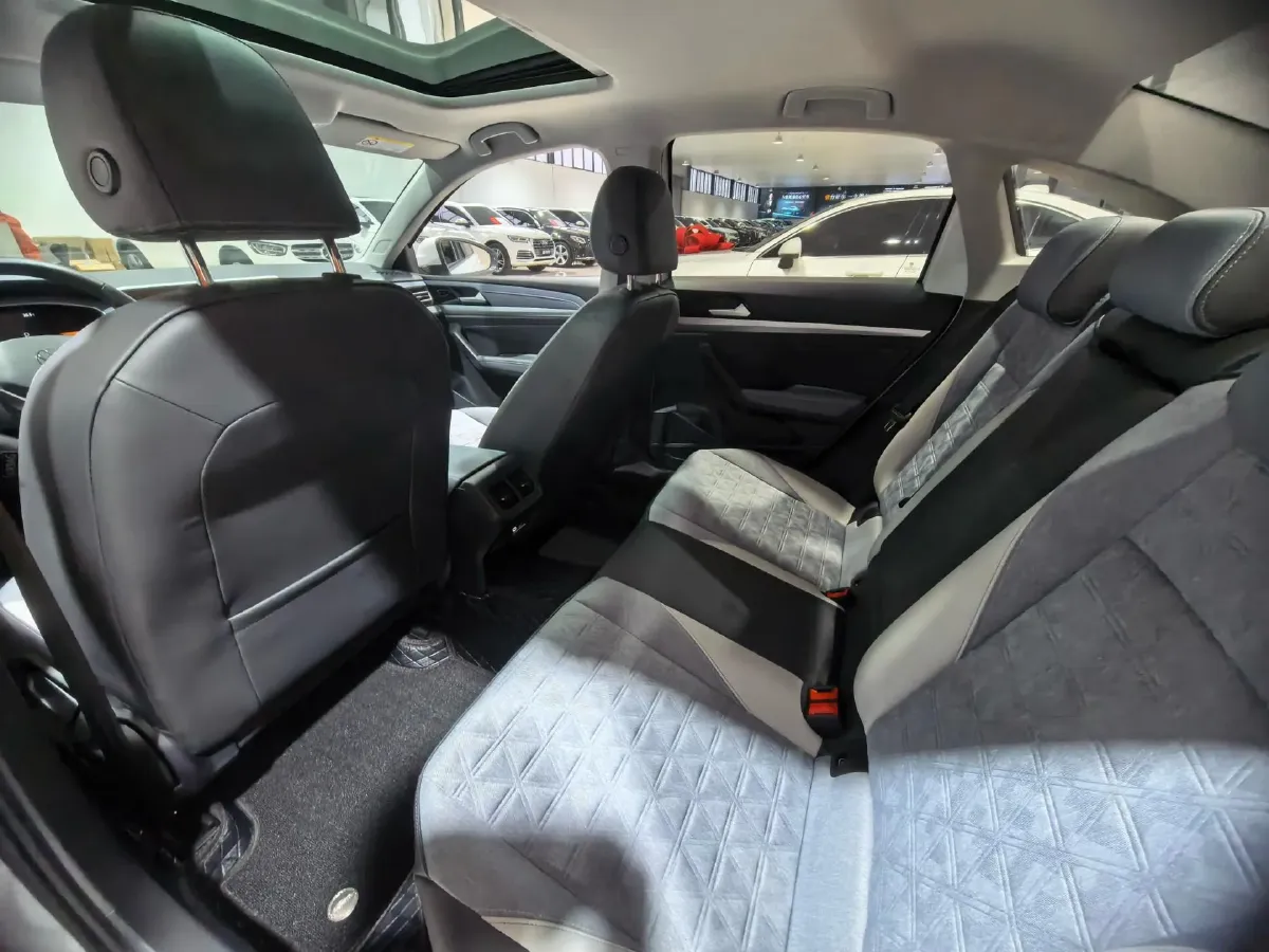 2023 Volkswagen Lavida 1.5L 113HP L4 6AT,autocango,china used car exporter,china ev exporter,chinese used car exporter,chinese used ev exporter